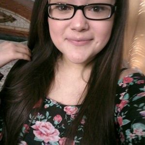 Meet your Posher, Jelene